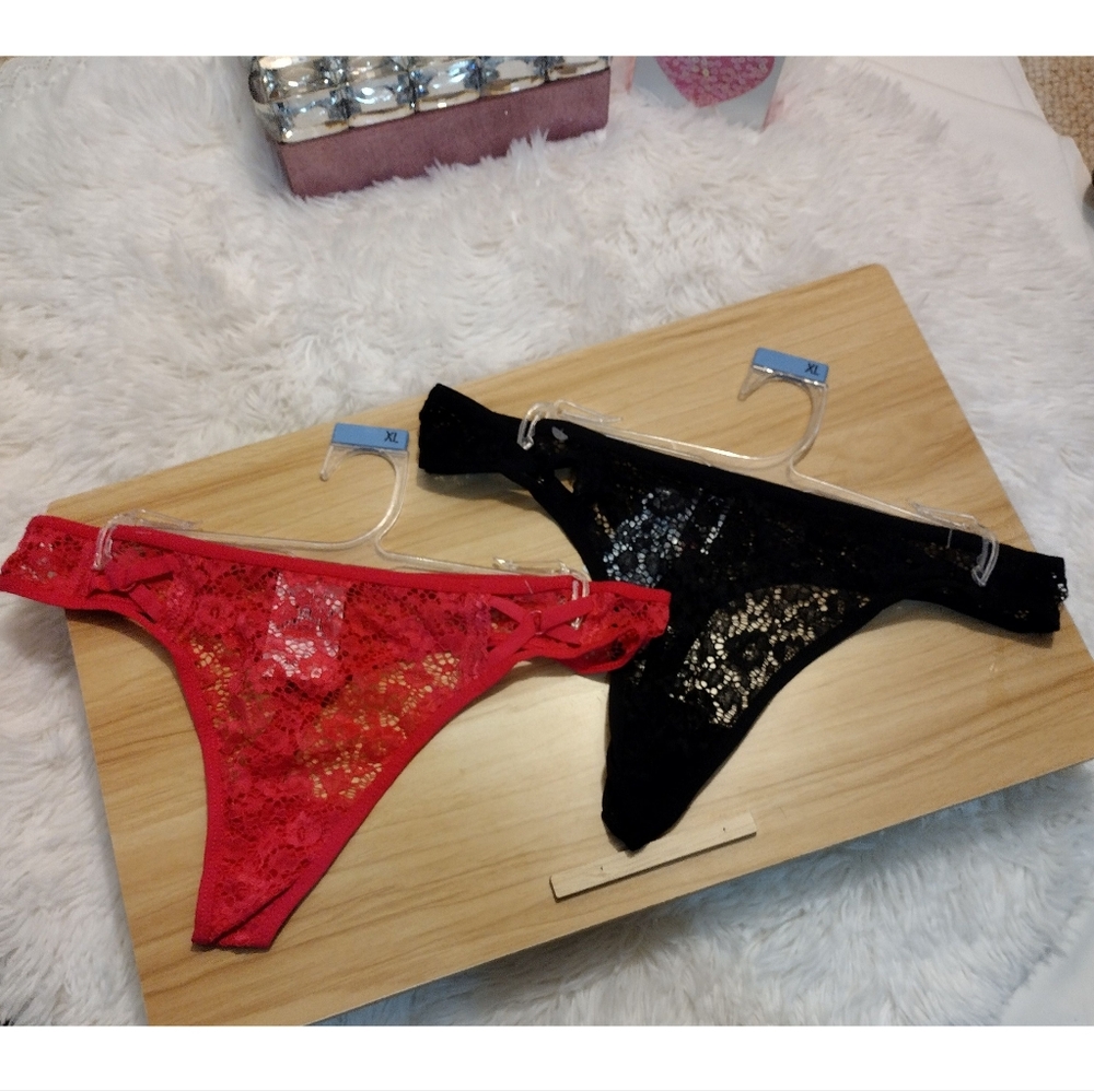 Black 🖤 & Pink 🩷 Lace Thong Set XL NWT Last Set❣️❣️